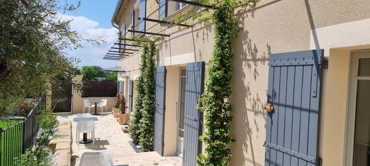 Le Petit Eden Bed and Breakfast Saint-Quentin-la-Poterie Eksteriør billede